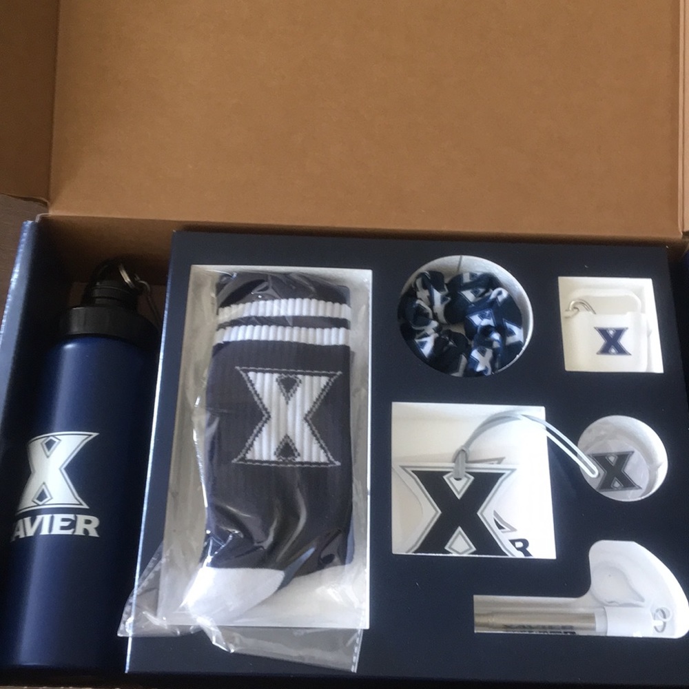 BRAND NEW XAVIER SPIRIT WEAR NEVER USED!!!!